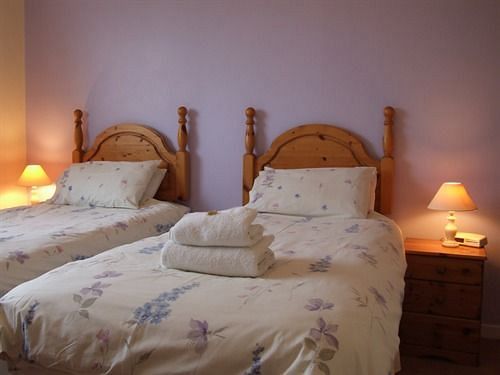 Cefn Uchaf Guesthouse Garndolbenmaen Экстерьер фото